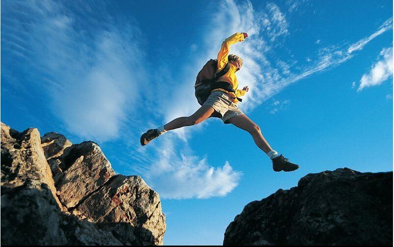 跨越巔峰-拓展培訓課程